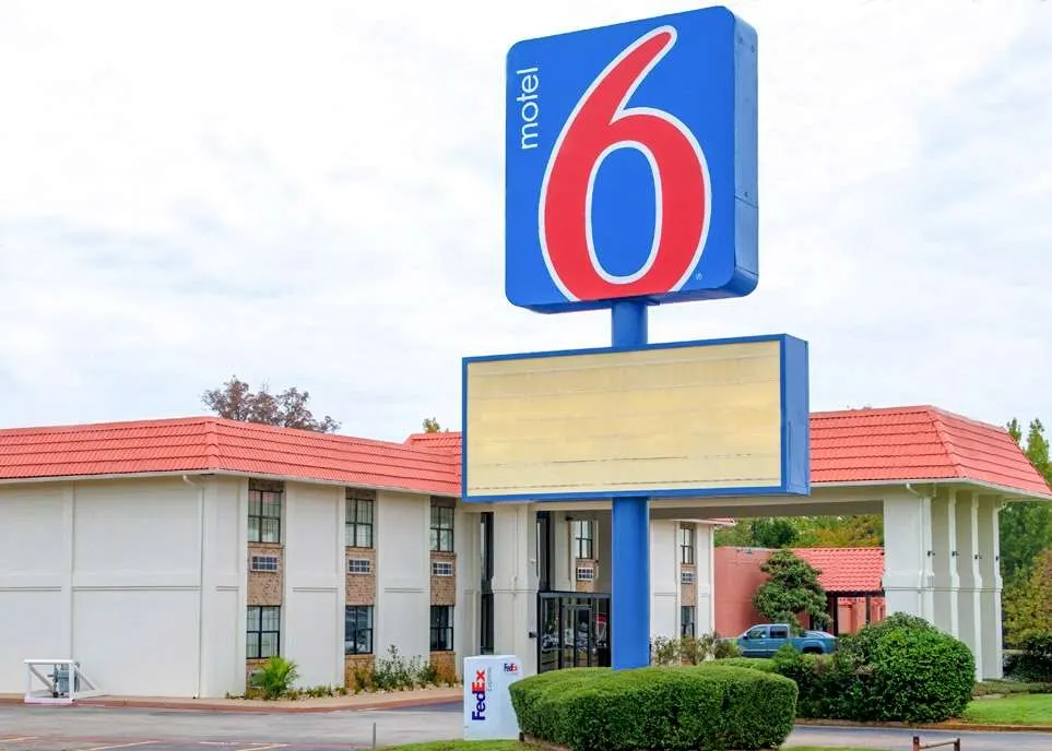 Motel 6 Palestine, TX