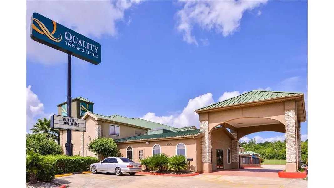 Quality Inn & Suites Beaumont