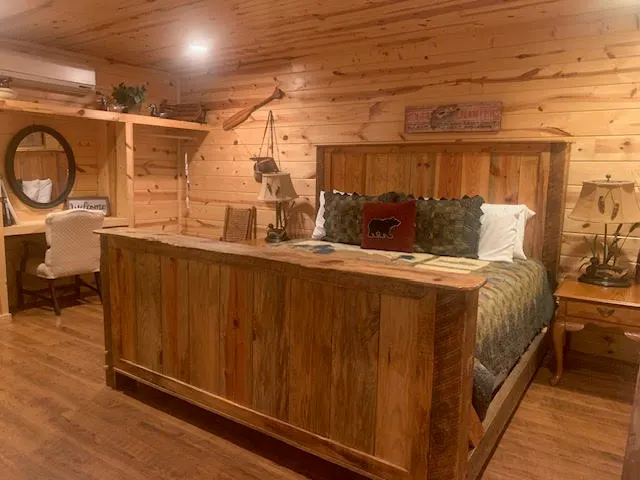 Nacoochee Valley Lodge