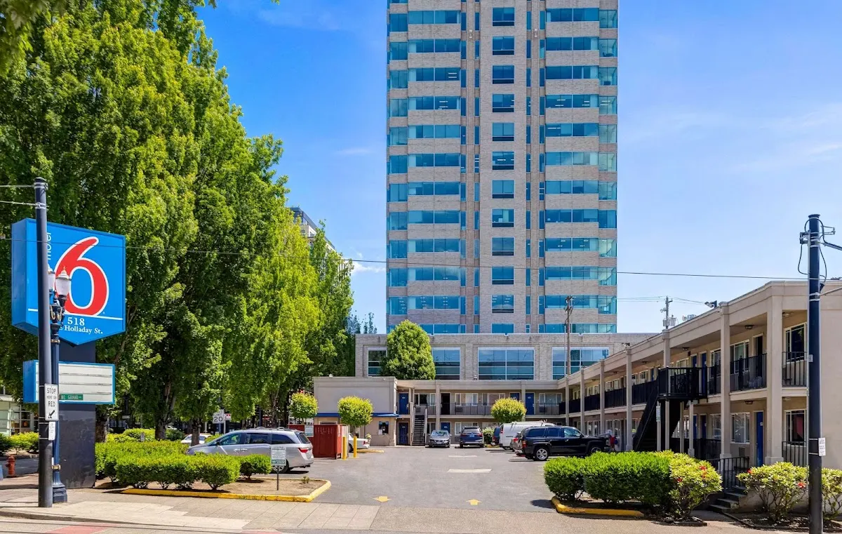 Motel 6 Portland, OR - Downtown