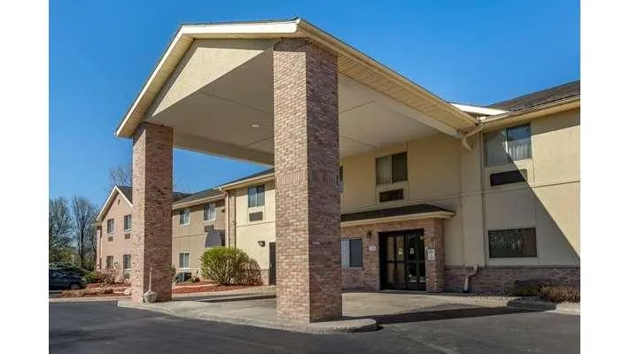 Comfort Inn & Suites Paw Paw