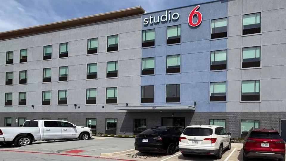 Studio 6 Dallas, TX - Fair Park