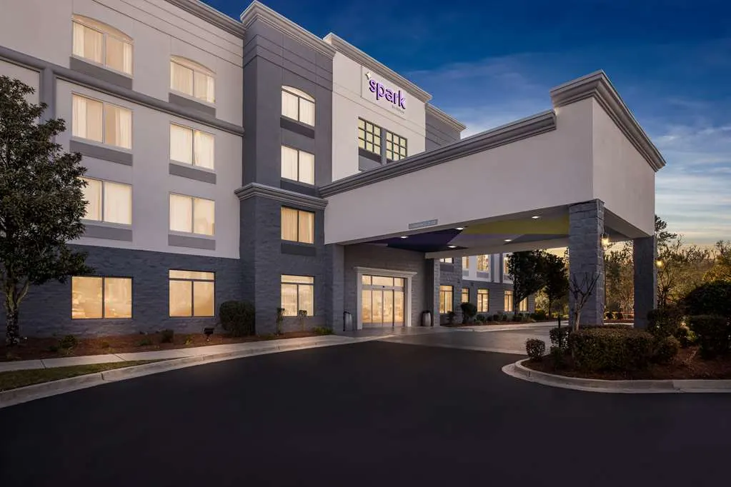 Spark by Hilton Port Wentworth Savannah