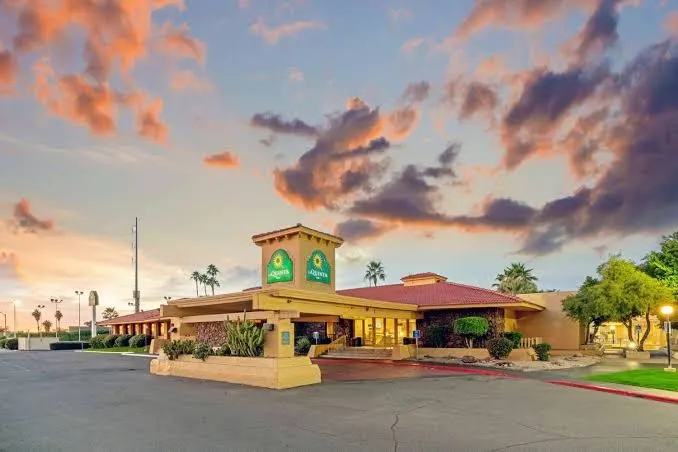 Travelodge by Wyndham Phoenix North