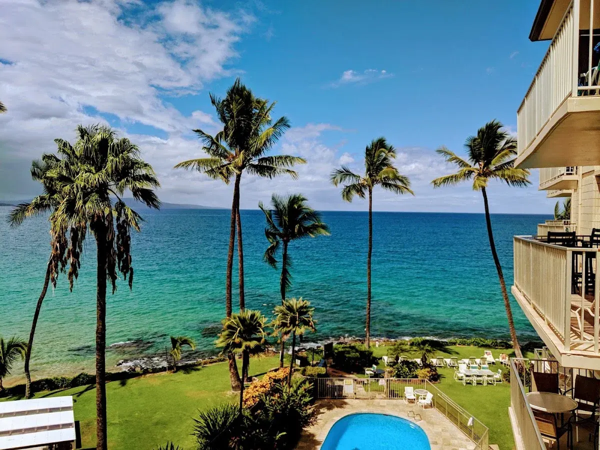Kamaole Nalu Oceanfront Resort