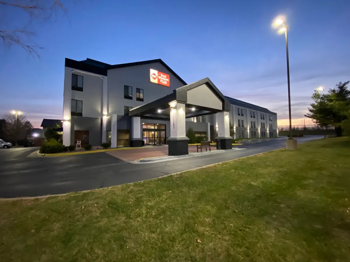 Best Western Plus Kansas City Airport-KCI East
