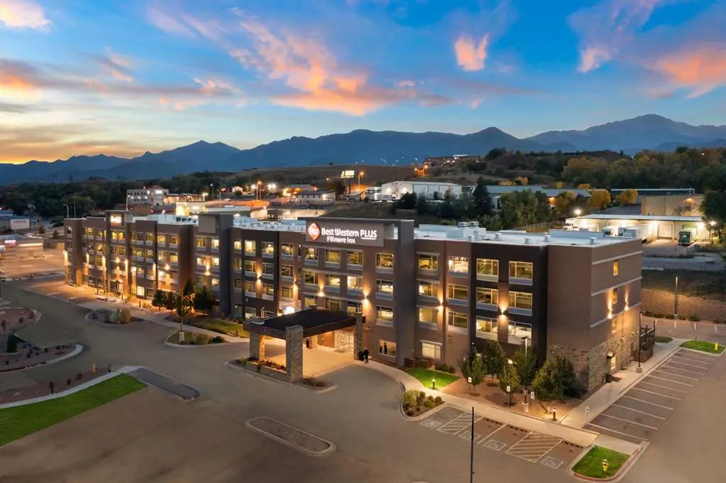Best Western Plus Fillmore Inn & Suites