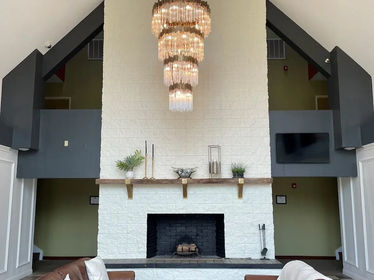 Carolina Pine Inn
