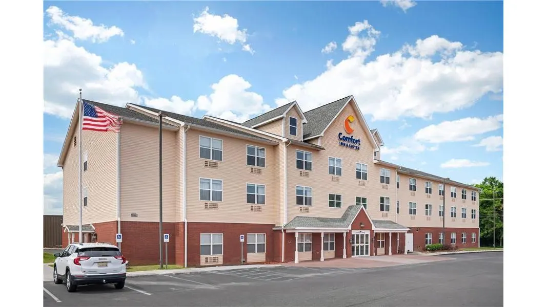 Comfort Inn & Suites Dothan Northside Plaza