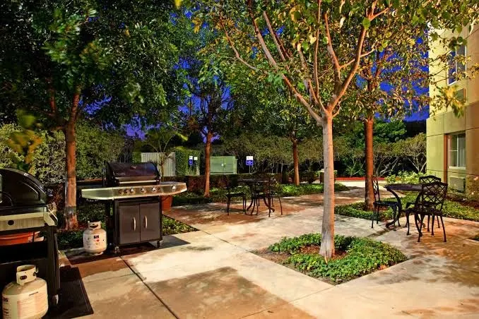 Sonesta Simply Suites Irvine Spectrum