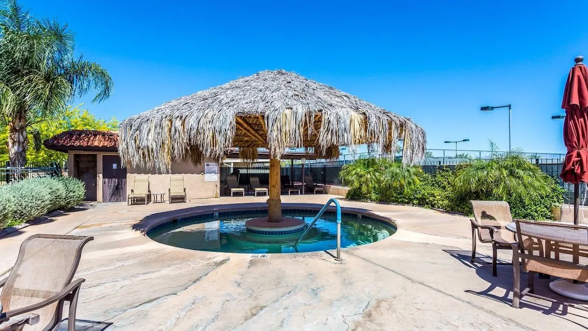 Voyager RV Resort & Hotel - Tucson, AZ