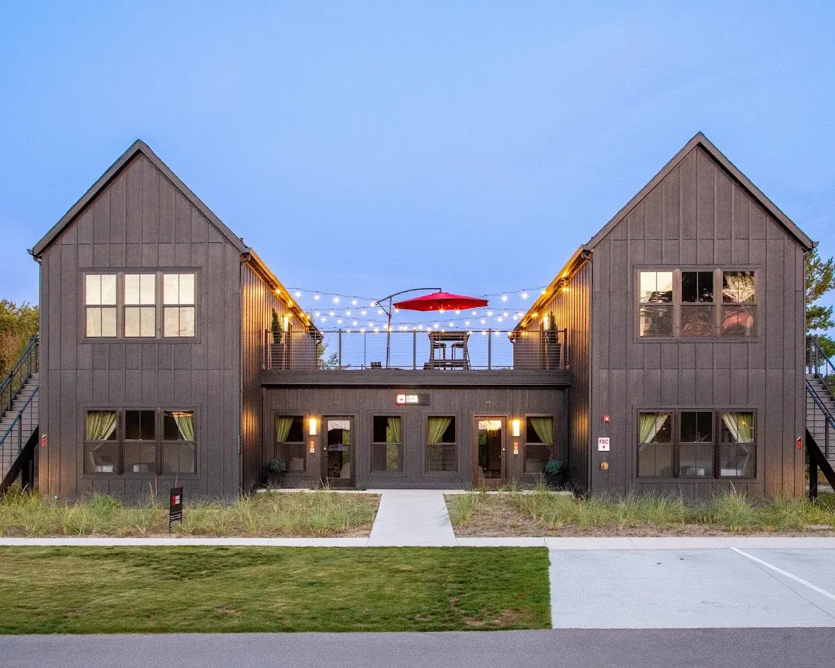 Spillway Lodges
