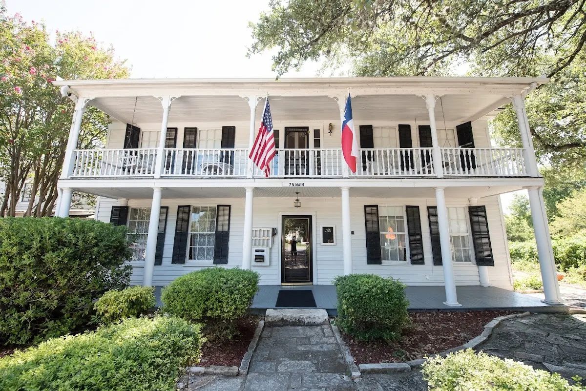 The Salado Inn