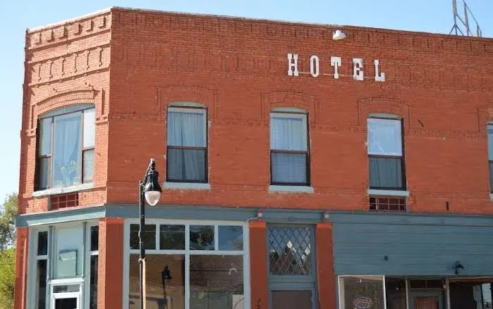 Holly Inn Suites