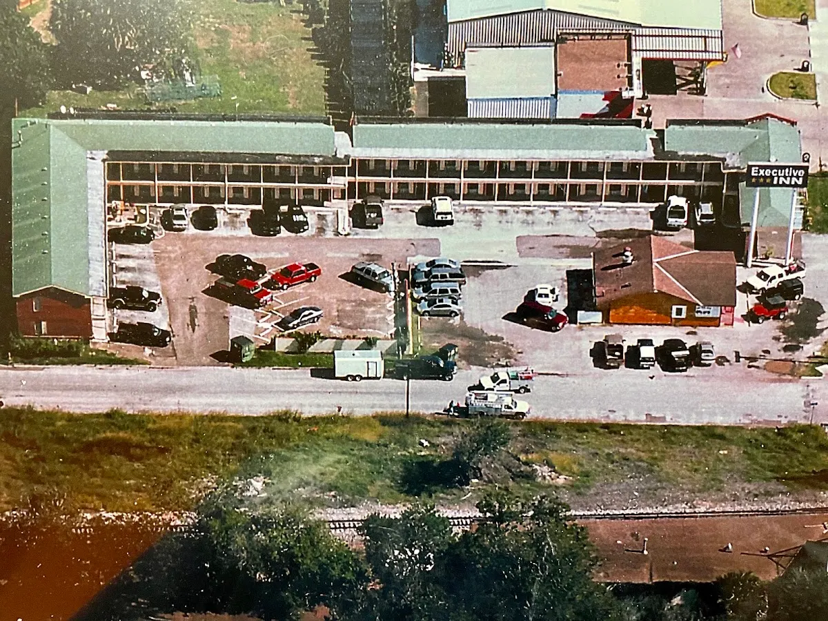 Executive Inn