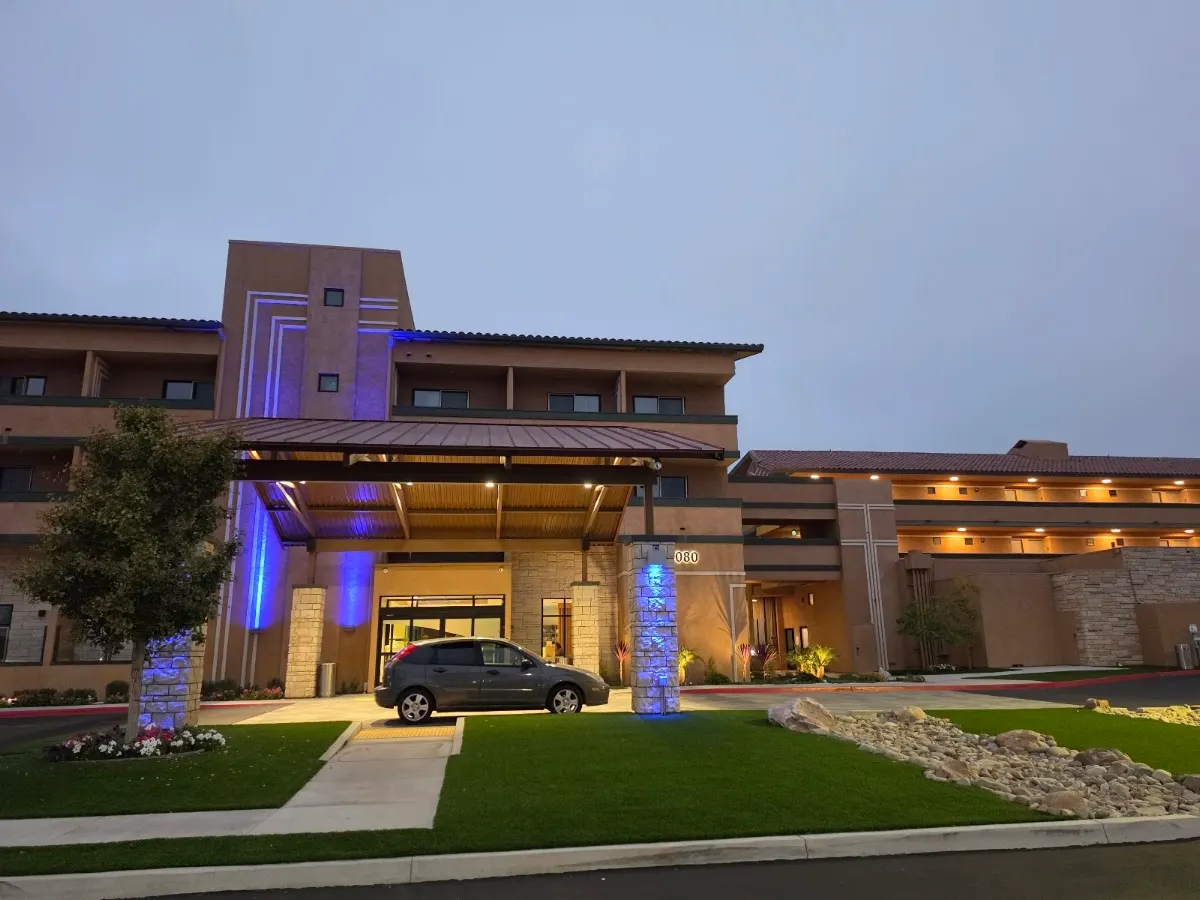 Holiday Inn Express & Suites Ventura Harbor by IHG