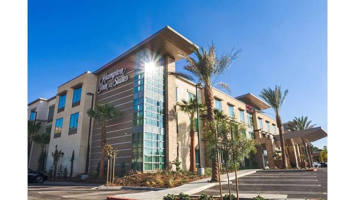 Hampton Inn & Suites Mission Viejo