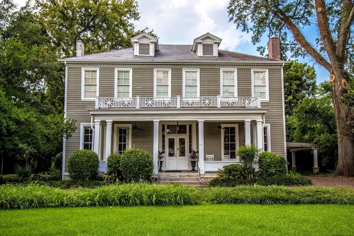 Clark House Inn