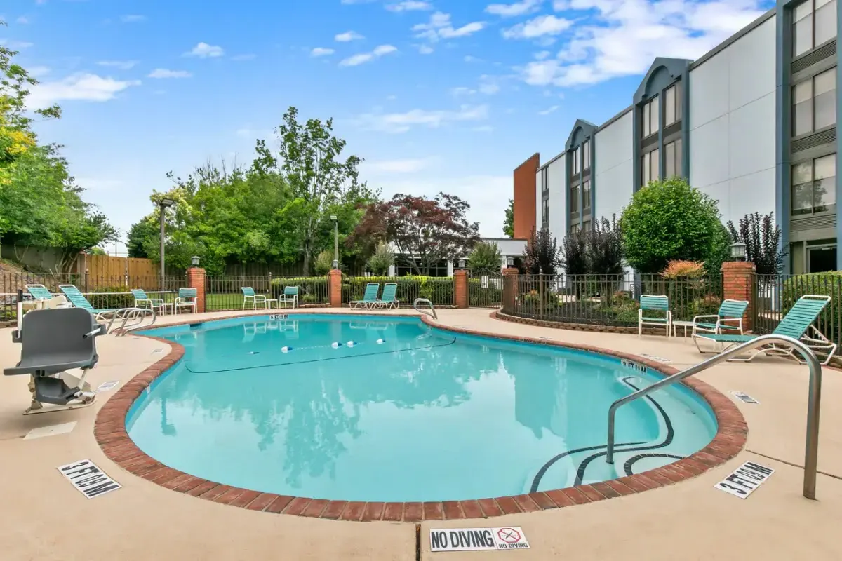 Comfort Inn & Suites