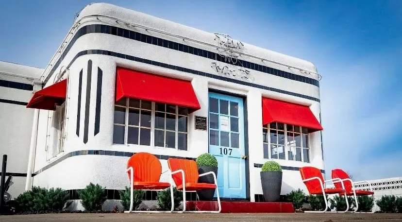 Boots Court Motel