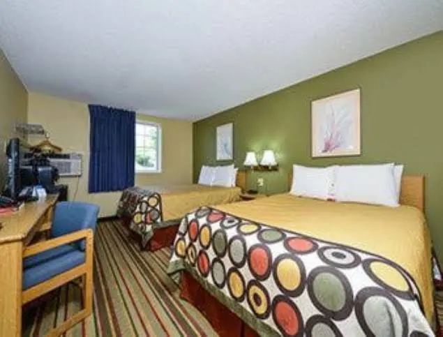 Super 8 by Wyndham Minot Airport