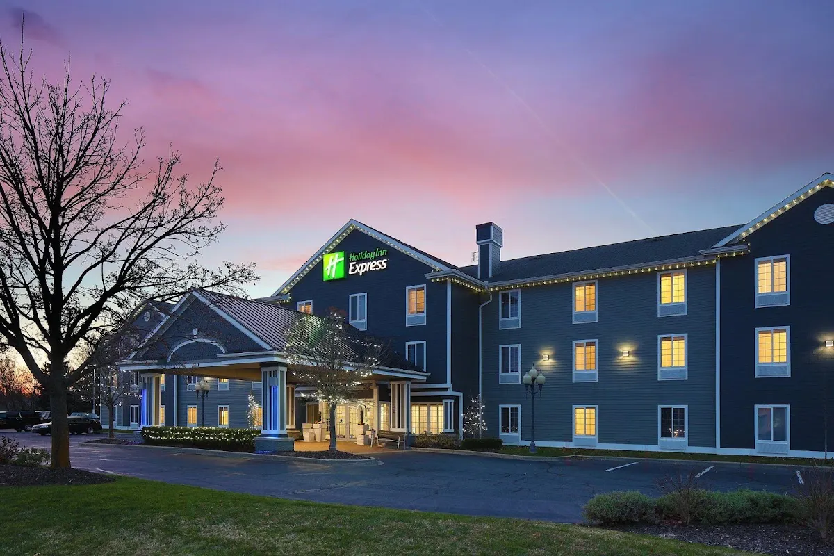 Holiday Inn Express Grand Rapids SW by IHG