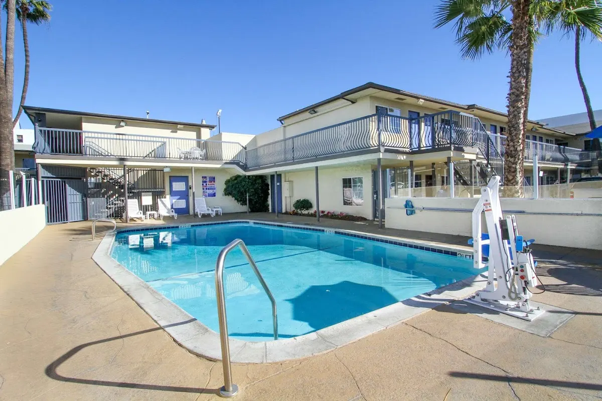 Motel 6 San Diego, CA - Airport - Harbor