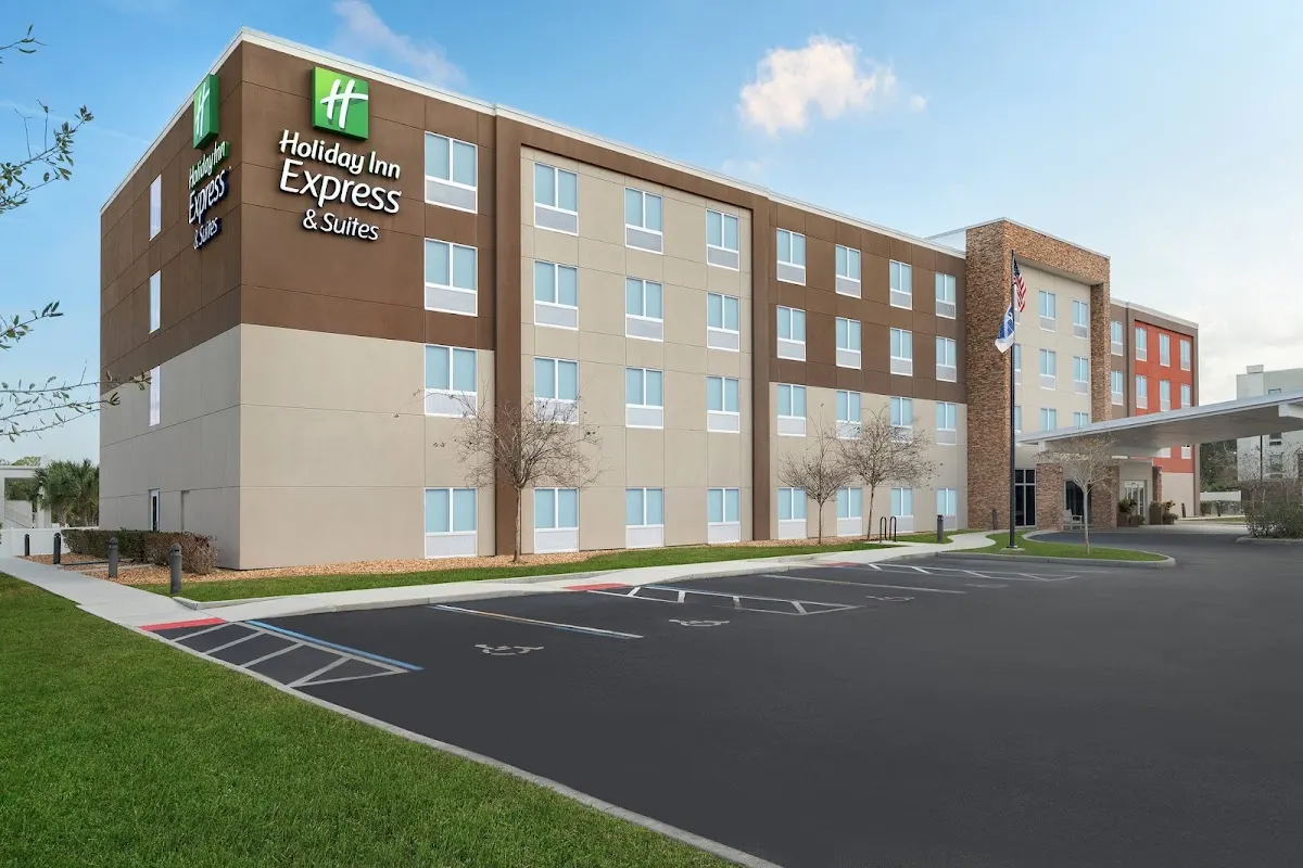 Holiday Inn Express & Suites West Melbourne by IHG