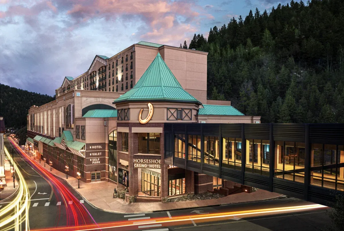 Horseshoe Black Hawk - A Caesars Rewards Destination