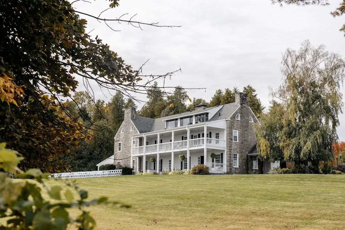 Valcour Inn and Boathouse