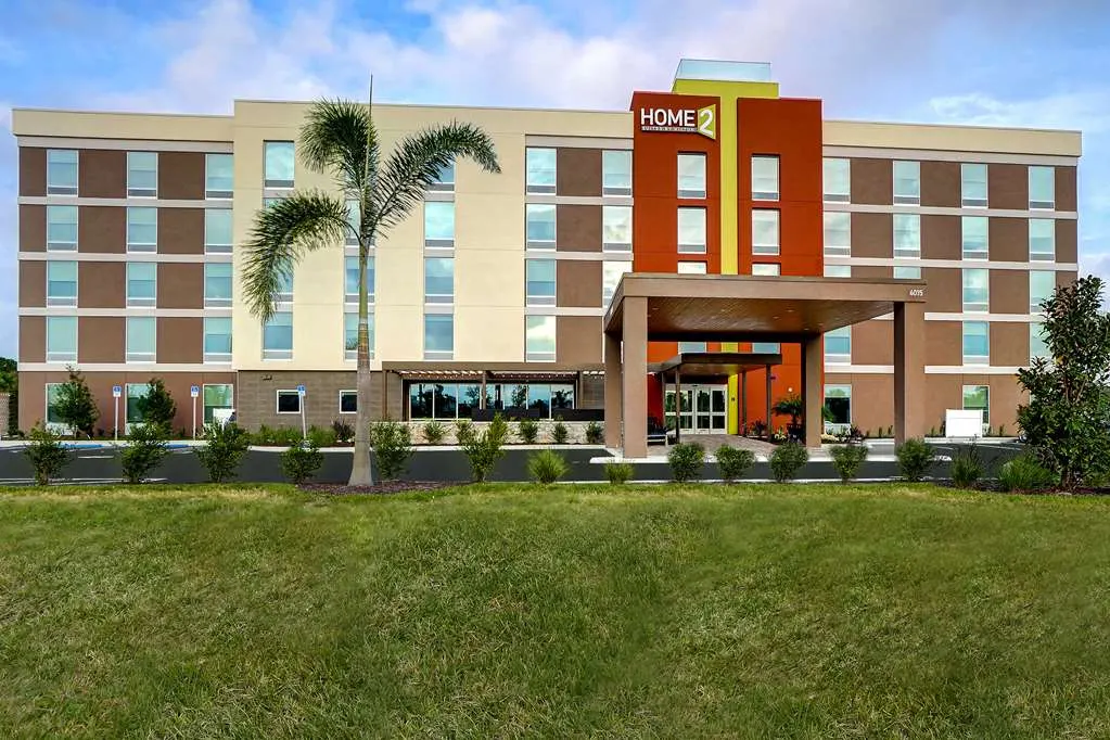Home2 Suites by Hilton Lakewood Ranch