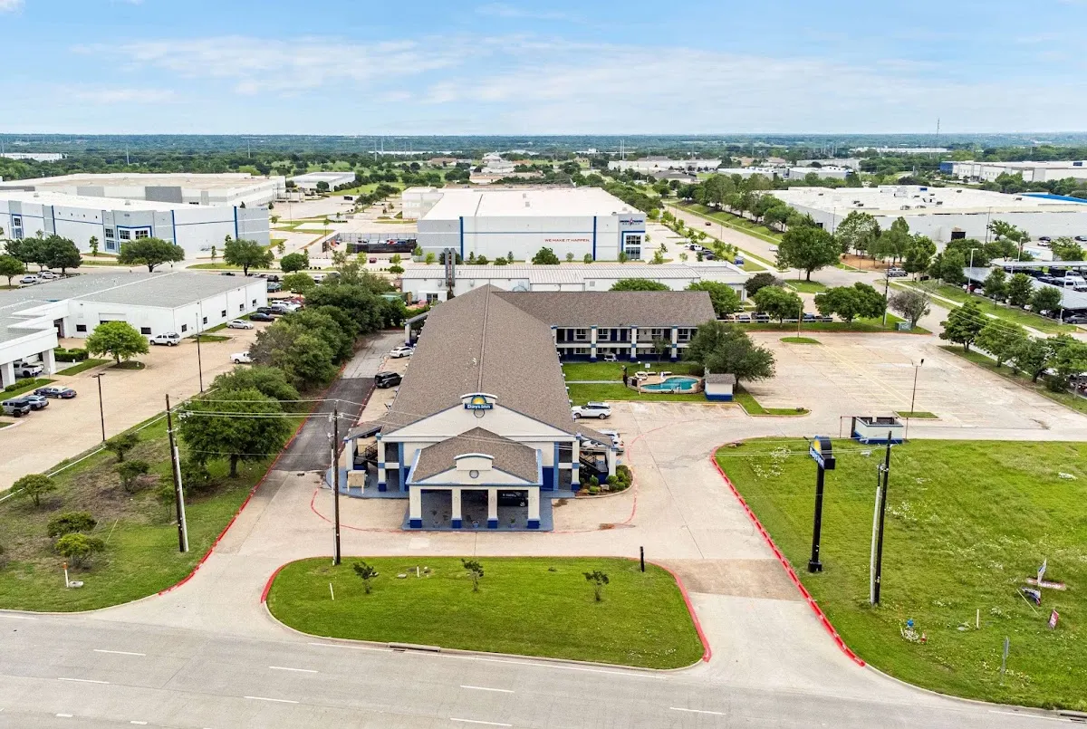 Days Inn by Wyndham McKinney