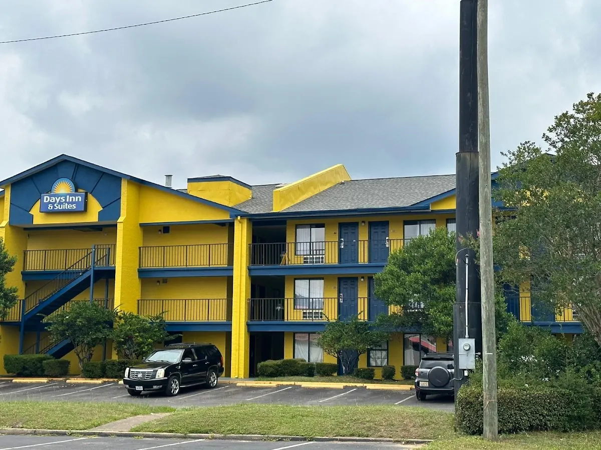 days inn Mobile al