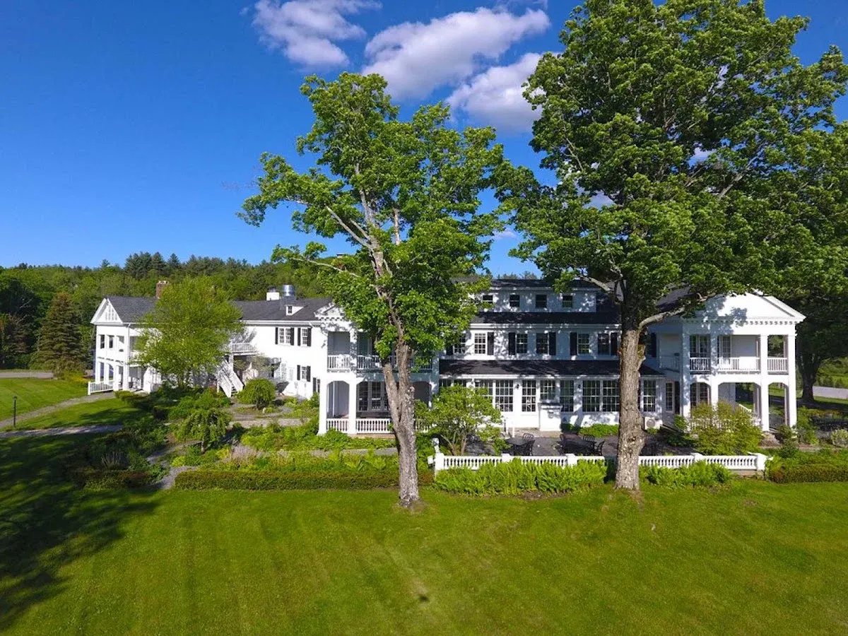 The White House Inn