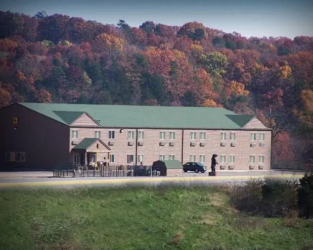 Booneslick Lodge