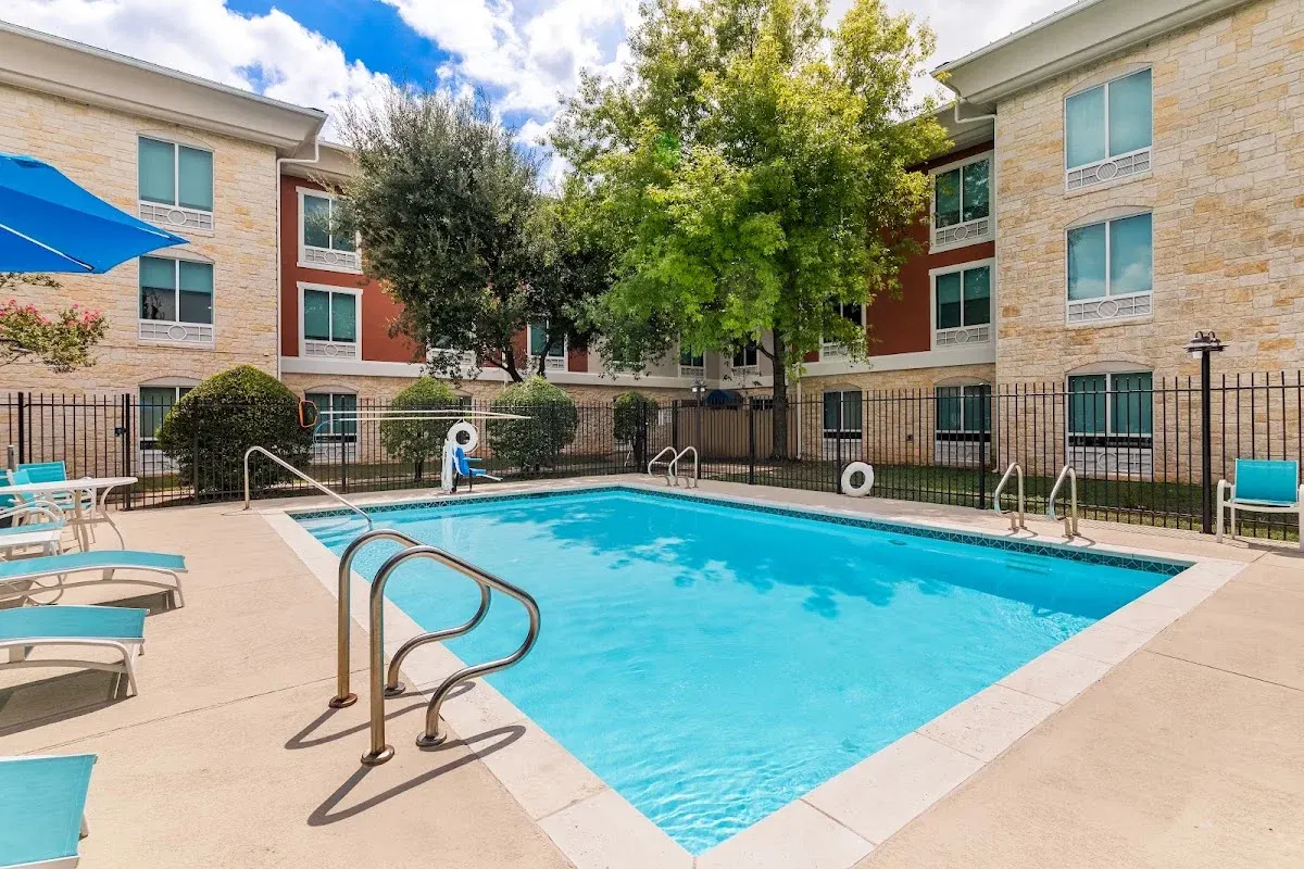 Holiday Inn Express & Suites Austin SW - Sunset Valley by IHG