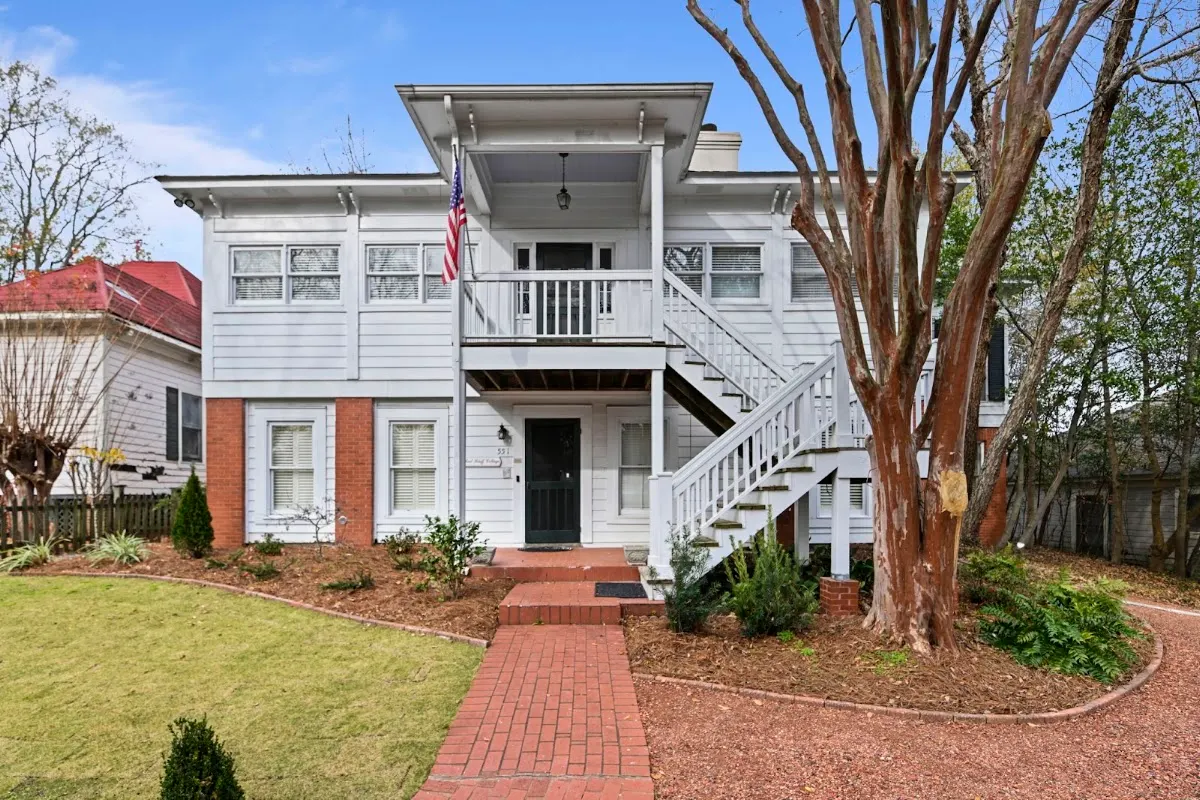 Red Bluff Cottage