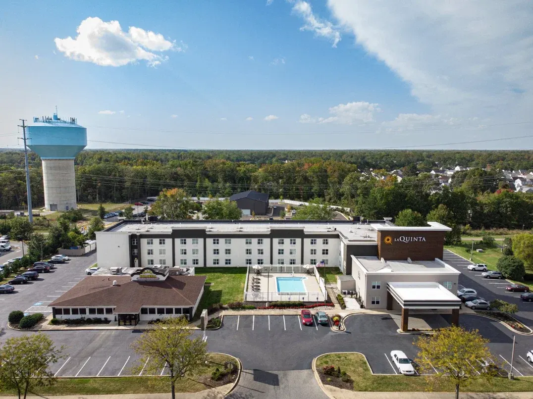 La Quinta Inn & Suites by Wyndham Lexington Park - Patuxent