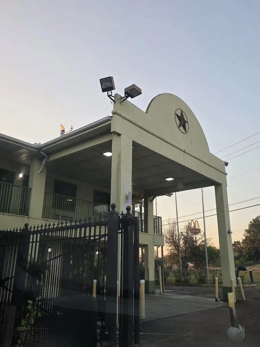 MUSTANG INN