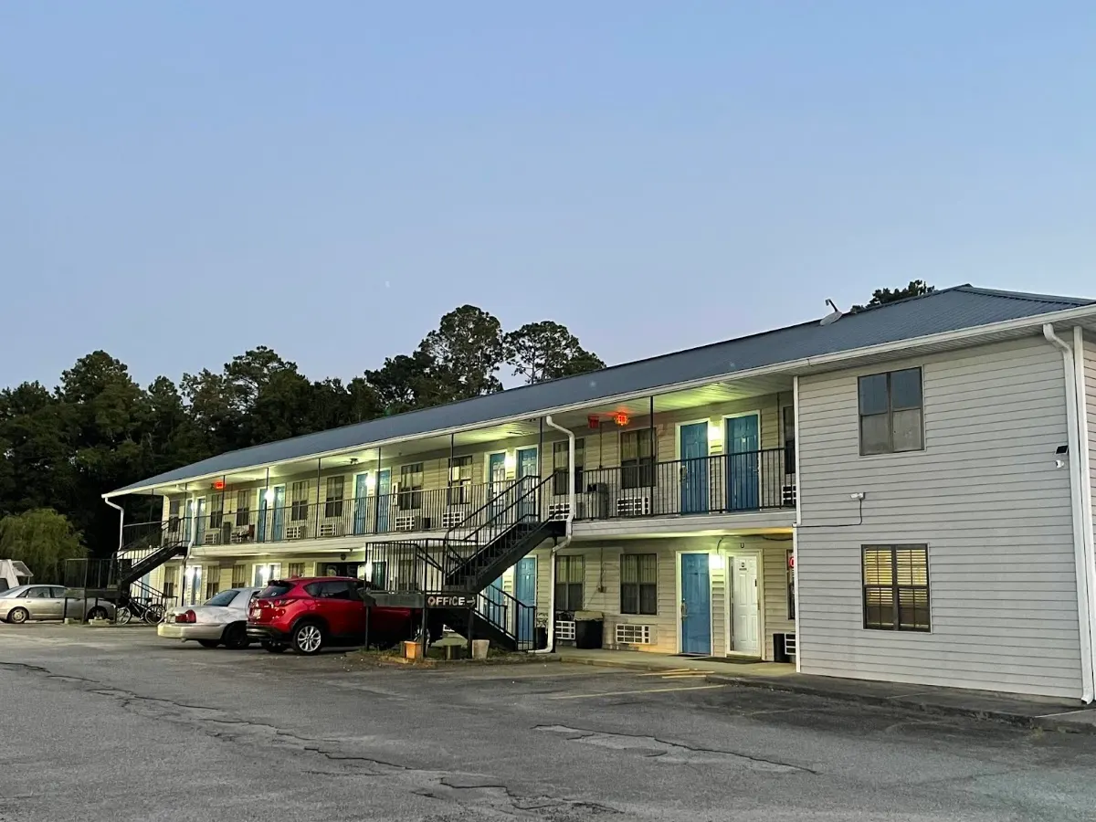 Royal Inn Cochran