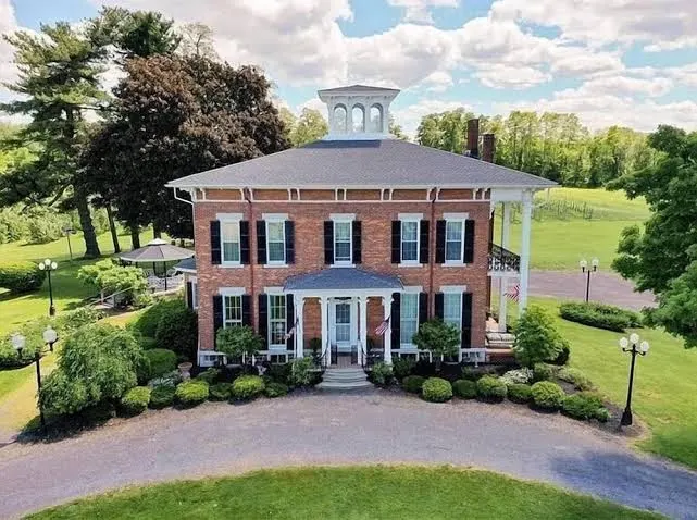 The Inn at Burnap's