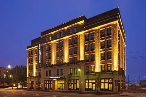Fairfield by Marriott Inn & Suites Savannah Downtown/Historic District