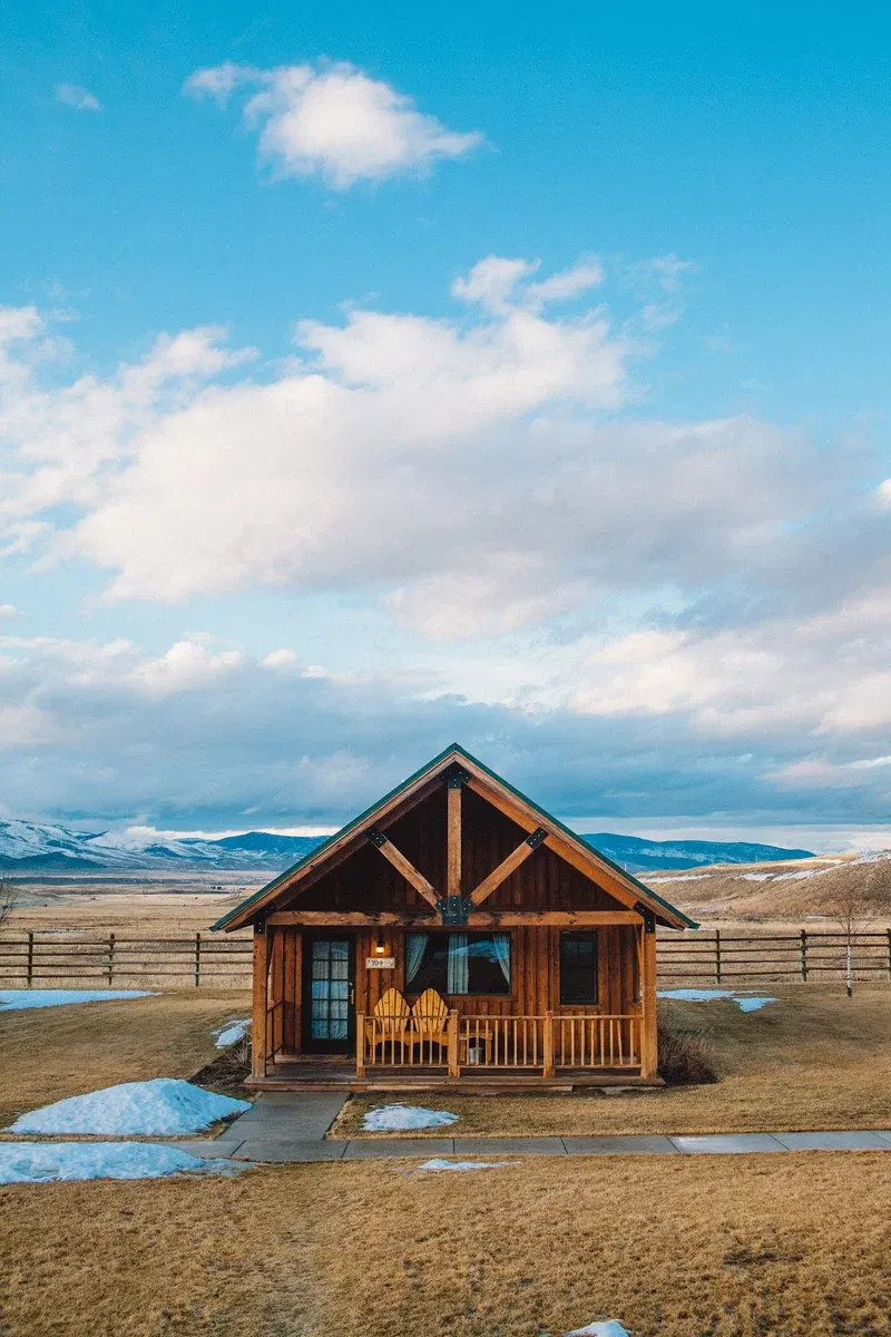 Chico Hot Springs Resort & Day Spa