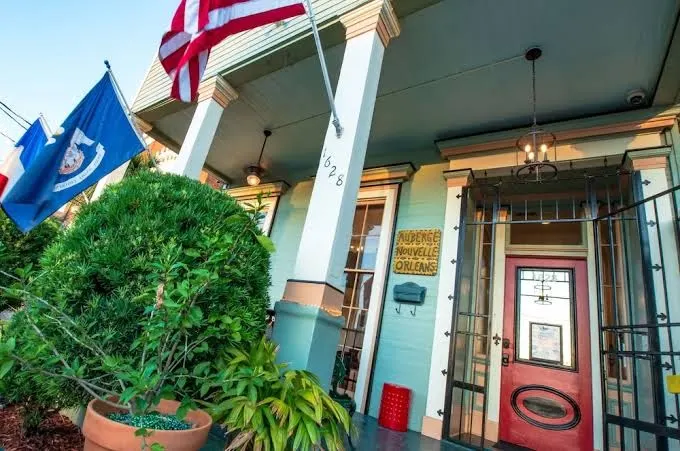Auberge NOLA Hostel