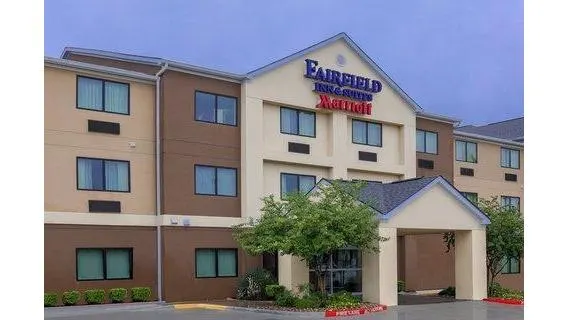 Fairfield by Marriott Inn & Suites Victoria