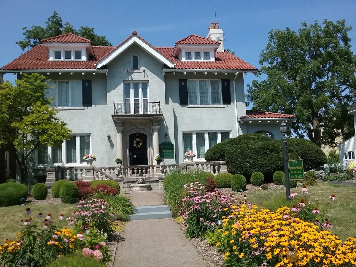 Hanover House Bed & Breakfast