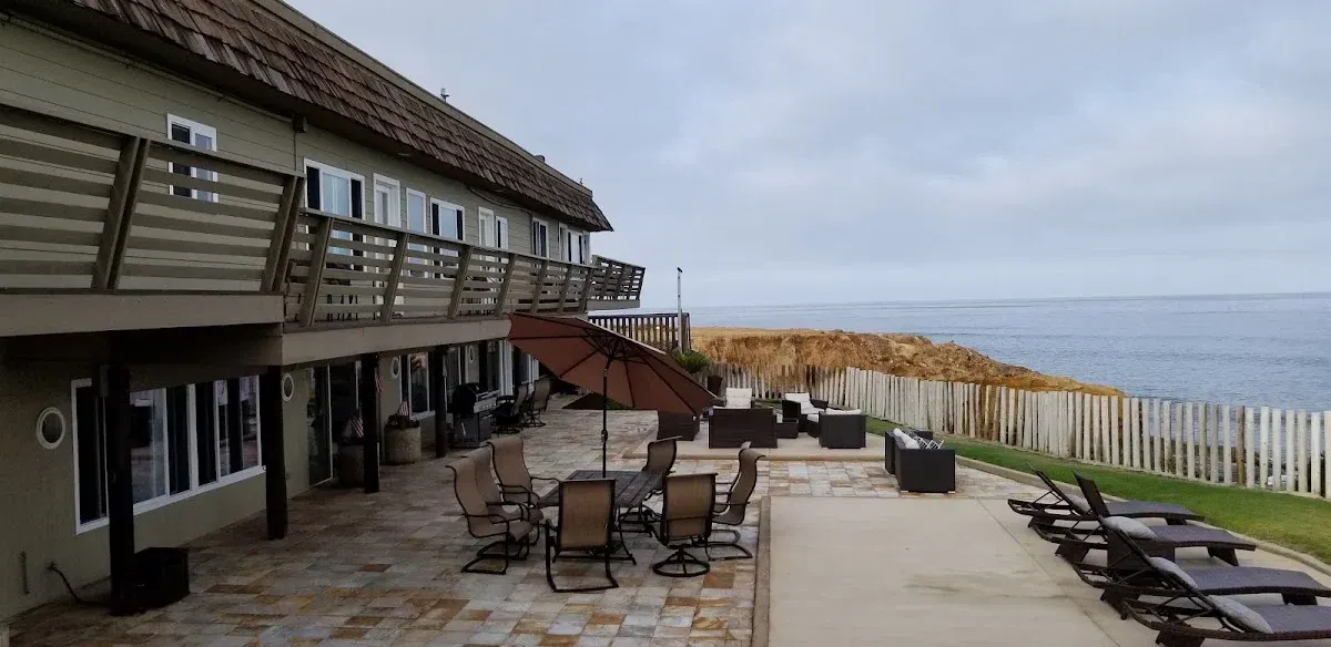Beach Cliff Villas
