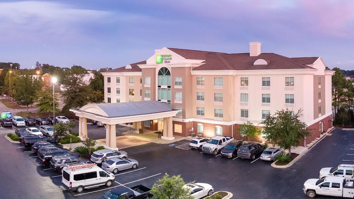 Holiday Inn Express & Suites Columbia-I-26 @ Harbison Blvd by IHG