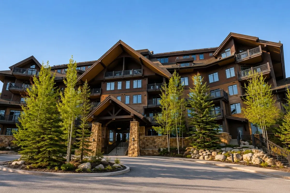 Crystal Peak Lodge