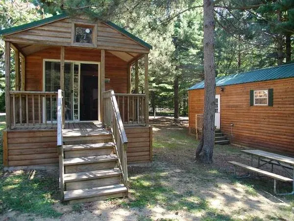 Twin Mills Camping Resort - Howe, IN